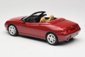 Alfa Romeo Spider 916 Proteo Red Metallic Norev 1:18 187854 Metaal — afbeelding 5 van 6