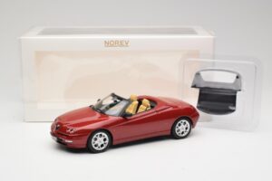 Alfa Romeo Spider 916 Proteo Red Metallic Norev 1:18 187854 Metaal — afbeelding 6 van 6