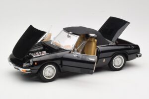 Alfa Romeo Spider 916 Veloce Zwart Ricko 1:18 32107 Metaal — afbeelding 2 van 8
