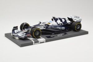 AlphaTauri AT03 #10 P. Gasly Bahrain GP 2022 Minichamps 1:18 117220110 Metaal — afbeelding 2 van 6