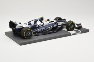 AlphaTauri AT03 #22 Y. Tsunoda Bahrain GP 2022 Minichamps 1:18 117220122 Metaal — afbeelding 3 van 6