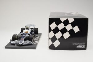 AlphaTauri AT03 #22 Y. Tsunoda Bahrain GP 2022 Minichamps 1:18 117220122 Metaal — afbeelding 6 van 6