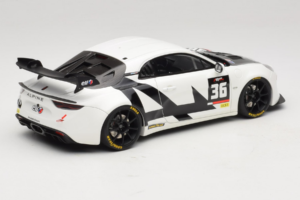 Alpine A110 GT4+ #36 J. Pla / J. Gilbert / J-M. Leandri Ultimate GT Endurance Cup 2024 Otto 1:18 OT1201 Hars — afbeelding 2 van 6