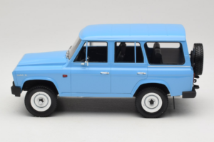 ARO 244 D Blauw Aurora Models 1:18 TH180-01 Metaal — afbeelding 3 van 6