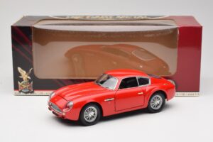Aston Martin DB4 GT Zagato Rood Road Signature 1:18 92728 Metaal — afbeelding 8 van 8