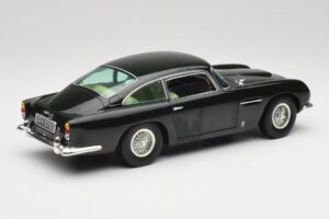 Aston Martin DB5 California Salie Chrono 1:18 H1001 Metaal — afbeelding 3 van 8