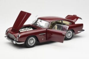 Aston Martin DB5 Dubonnet Rood AUTOart 1:18 70213 Metaal — afbeelding 2 van 8