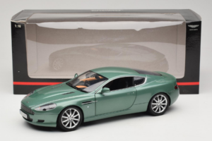 Aston Martin DB9 Groen Minichamps 1:18 150137322 Metaal — afbeelding 8 van 8