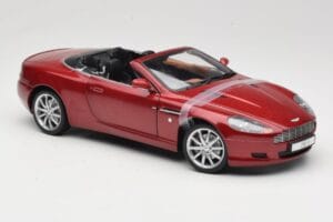 Aston Martin DB9 Volante Rood Solido 1:18 8163 Metaal — afbeelding 6 van 8