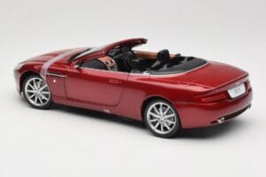 Aston Martin DB9 Volante Rood Solido 1:18 8163 Metaal — afbeelding 7 van 8