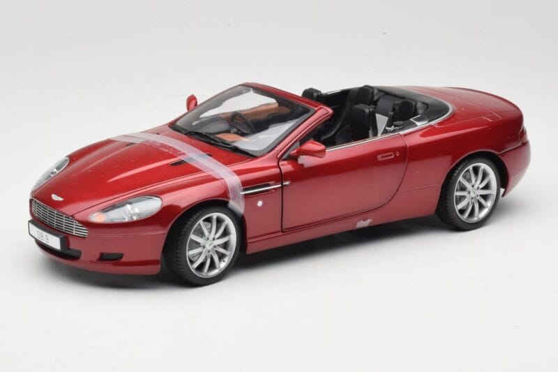 Aston Martin DB9 Volante Rood Solido 1:18 8163 Metaal