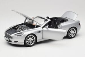 Aston Martin DB9 Volante Zilver Minichamps 1:18 150137334 Metaal — afbeelding 2 van 8