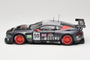 Aston Martin DBR9 GT1 #59 Team Modena A. Garcia / J. Menten / C. Fittipaldi 24 Hours of Le Mans 2006 Solido 1:18 80014 Metaal — afbeelding 4 van 8