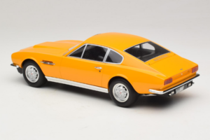Aston Martin DBS Geel GT Spirit 1:18 GT079 Hars — afbeelding 5 van 6