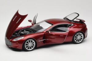 Aston Martin One-77 Diavolo Red AUTOart 1:18 70245 Metaal — afbeelding 2 van 8