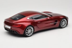 Aston Martin One-77 Diavolo Red AUTOart 1:18 70245 Metaal — afbeelding 3 van 8