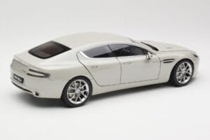 Aston Martin Rapide S Silver Fox AUTOart 1:18 70258 Metaal — afbeelding 3 van 8