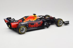Aston Martin Red Bull Racing RB15 #33 M. Verstappen Winner Brazil GP 2019 Minichamps 1:18 110191933 Metaal — afbeelding 2 van 6