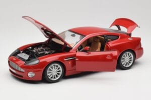 Aston Martin V12 Vanquish Rood Bburago 1:18 34063 Metaal — afbeelding 2 van 8