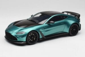 Aston Martin V12 Vantage Racing Green GT Spirit 1:18 GT922 Hars
