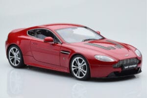 Aston Martin V12 Vantage Rood AUTOart 1:18 70208 Metaal — afbeelding 6 van 8