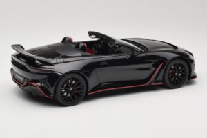 Aston Martin V12 Vantage Roadster Onyx Black GT Spirit 1:18 GT923 Hars — afbeelding 2 van 6