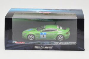 Aston Martin V8 Vantage N24 #7 U. Bez / Porritt / R. Meaden 24 Hours Nurburgring 2008 Minichamps 1:43 437081307 Metaal — afbeelding 4 van 4