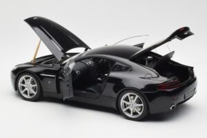 Aston Martin V8 Vantage Onyx Zwart AUTOart 1:18 70202 Metaal — afbeelding 5 van 8