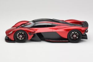Aston Martin Valkyrie AMR Pro Hyper Red TopSpeed 1:18 TS0539 Metaal — afbeelding 3 van 6
