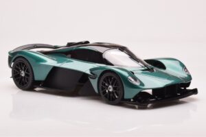 Aston Martin Valkyrie Racing Green GT Spirit 1:18 GT435 Hars — afbeelding 4 van 6
