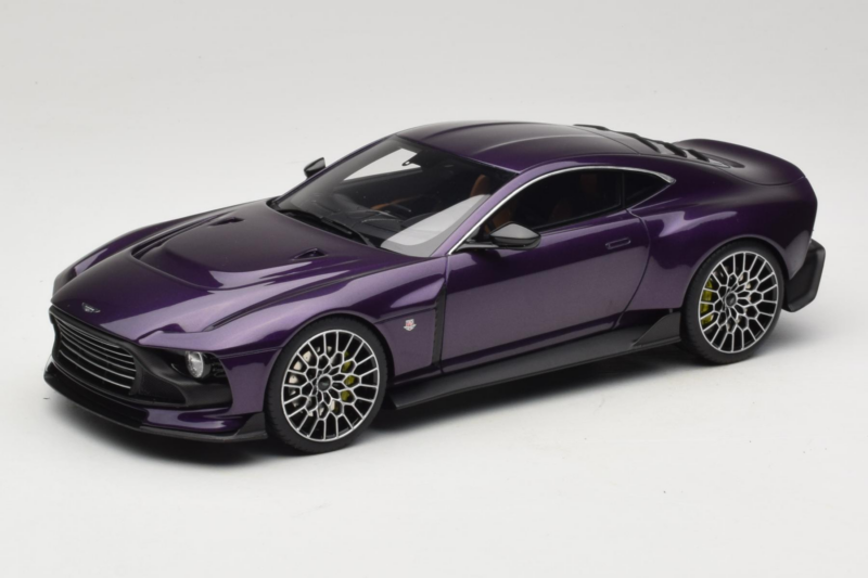 Aston Martin Valour Donkerblauw GT Spirit 1:18 GT944 Hars