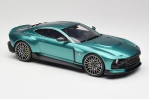 Aston Martin Valour Racing Green GT Spirit 1:18 GT480 Hars — afbeelding 4 van 6