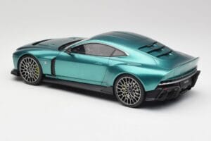 Aston Martin Valour Racing Green GT Spirit 1:18 GT480 Hars — afbeelding 5 van 6