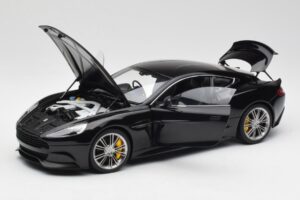 Aston Martin Vanquish Onyx Zwart AUTOart 1:18 70247 Metaal — afbeelding 2 van 8