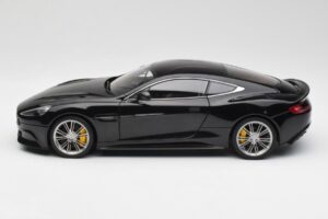 Aston Martin Vanquish Onyx Zwart AUTOart 1:18 70247 Metaal — afbeelding 4 van 8
