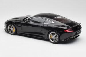 Aston Martin Vanquish Onyx Zwart AUTOart 1:18 70247 Metaal — afbeelding 7 van 8