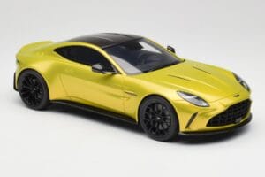 Aston Martin Vantage Cosmopolitan Yellow GT Spirit 1:18 GT514 Hars — afbeelding 4 van 6