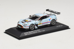 Aston Martin Vantage V12 GT3 #32 J. Stuck ADAC GT Masters 2012 Minichamps 1:43 437121332 Metaal — afbeelding 2 van 5