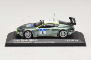 Aston Martin DBRS9 #6 M. Engel / K. Lechner ADAC 24 Hours Nurburgring 2008 Minichamps 1:43 400081306 Metaal