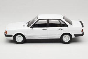 Audi 80 B2 GTE Wit MCG 1:18 MCG18527 Metaal — afbeelding 3 van 6