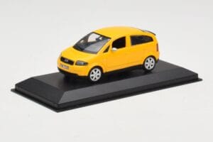 Audi A2 8Z Geel Minichamps 1:43 AUDI005 Metaal — afbeelding 2 van 4