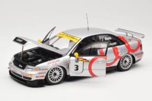 Audi A4 B5 #3 F. Biela DTM World Champion 1995 UT Models 1:18 39542 Metaal — afbeelding 2 van 8