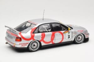 Audi A4 B5 #3 F. Biela DTM World Champion 1995 UT Models 1:18 39542 Metaal — afbeelding 3 van 8