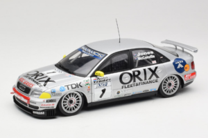 Audi A4 B5 STW #1 Orix B. Jones STW 1998 UT Models 1:18 39871 Metaal