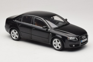 Audi A4 B6 3.2 Quattro Zwart Minichamps 1:18 5010404125 Metaal — afbeelding 6 van 8