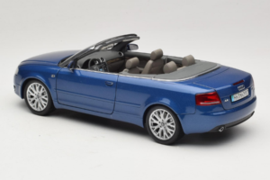 Audi A4 B6 Cabriolet Blauw Norev 1:18 5010504325 Metaal — afbeelding 7 van 9