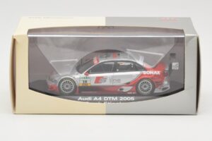 Audi A4 B6 #19 Sonax F. Stippler Joest Racing DTM 2005 Minichamps 1:43 5020500803 Metaal — afbeelding 4 van 4