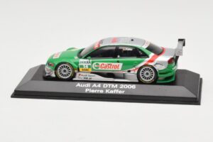 Audi A4 B7 #14 Castrol P. Kaffer Phoenix Racing DTM 2006 Minichamps 1:43 5020600803 Metaal