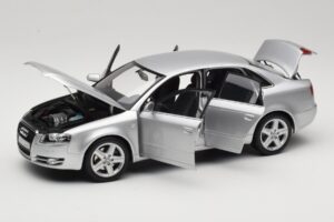 Audi A4 B8 3.2 Quattro Zilver Minichamps 1:18 5010404115 Metaal — afbeelding 2 van 8