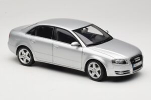Audi A4 B8 3.2 Quattro Zilver Minichamps 1:18 5010404115 Metaal — afbeelding 6 van 8